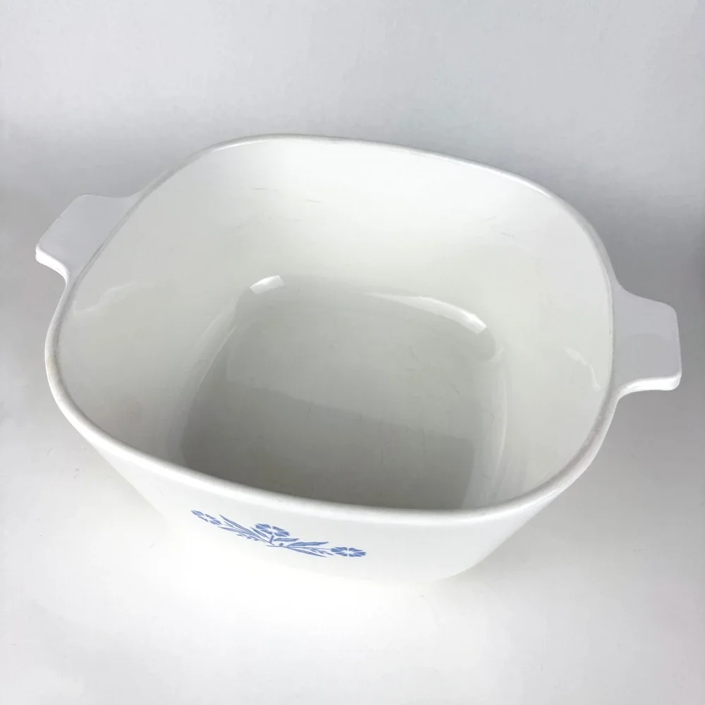 Vintage 1960-61 Corning Ware Blue Cornflower 2.5 Qt Casserole w Lid